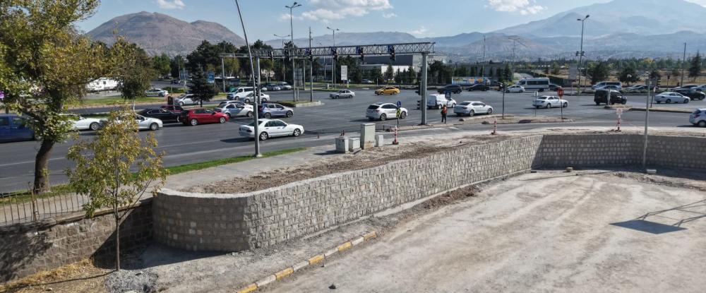 BÜYÜKŞEHİR’DEN KARTAL KATLI KAVŞAĞI VE ALTERNATİF YOL ÇALIŞMALARI