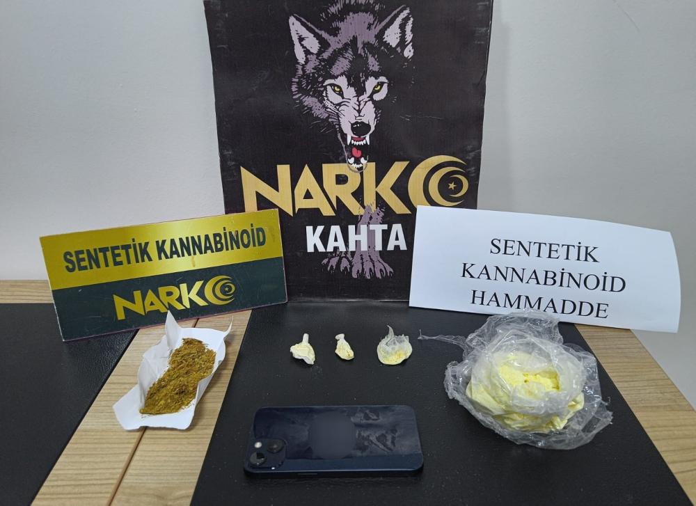 ADIYAMAN\'DA UYUŞTURUCU OPERASYONU: 12 TUTUKLAMA