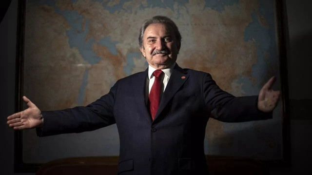 NAMIK KEMAL ZEYBEK: “GERÇEK LAİKLİK OLMAZSA, ALEVİ AÇILIMI SADECE GÖZBOYAMADIR”