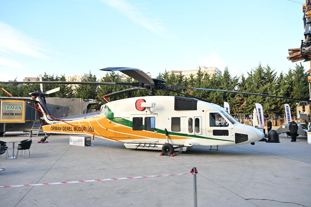 TÜRKİYE’NİN İLK YERLİ YANGIN SÖNDÜRME HELİKOPTERİ TANITILDI