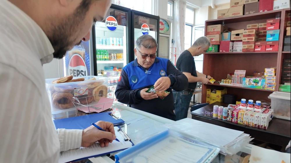 SARIÇAM’DA OKUL KANTİNLERİNE SIKI DENETİM
