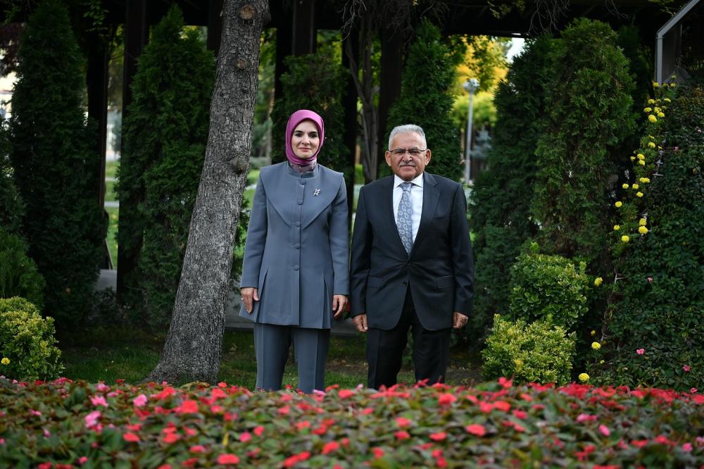 BAKAN GÖKTAŞ’TAN BAŞKAN BÜYÜKKILIÇ’A: “ESER VE HİZMET SİYASETİNİN EN GÜZEL KARŞILIĞI”