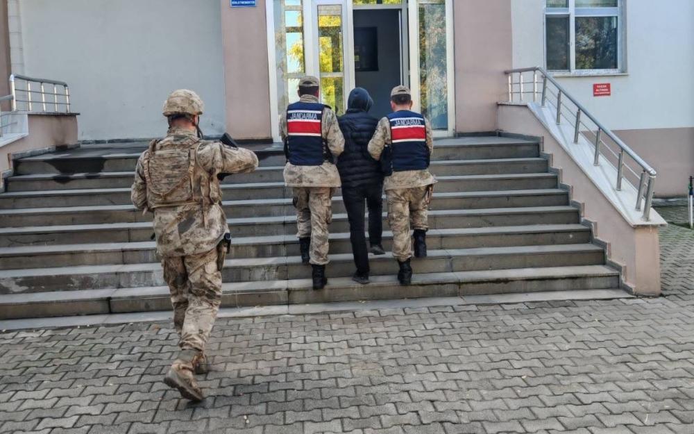Bingöl’de aranan iki hükümlü yakalandı