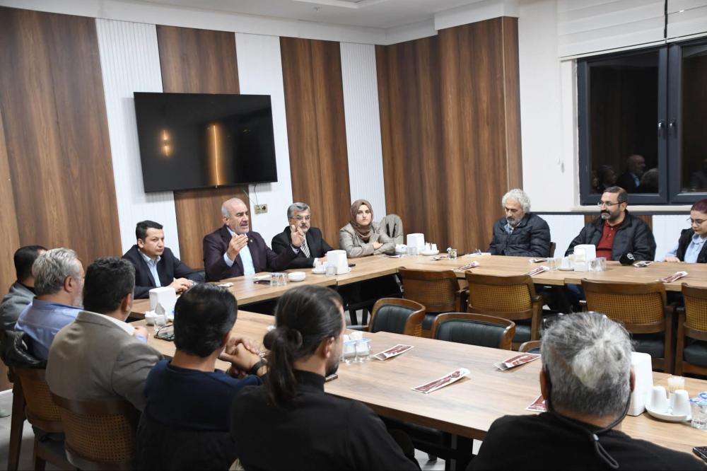 ÖZHAN: “GEÇMİŞTEN DERS ALARAK GELECEĞİMİZİ ŞEKİLLENDİRİYORUZ”