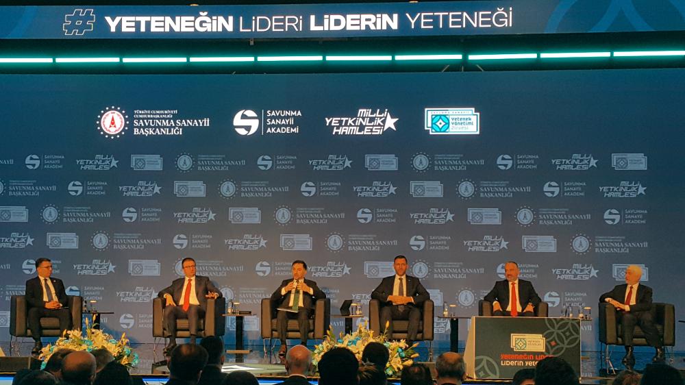 SAVUNMA SANAYİİ YETENEK YÖNETİMİ ZİRVESİ ANKARA'DA BAŞLADI