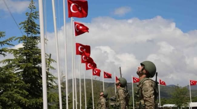 Nusaybin’de Türk Bayrağına Yönelik Saldırıyla İlgili 35 Şüpheli Tutuklandı