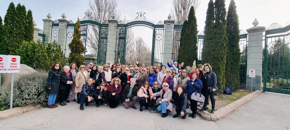 İstanbul'dan gelen yerli turist kafilesi Eskişehir'e hayran kaldı