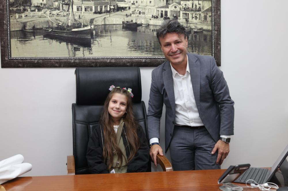 Gelibolu Belediye Başkanlık Koltuğu 23 Nisan’da Çocukların Oldu