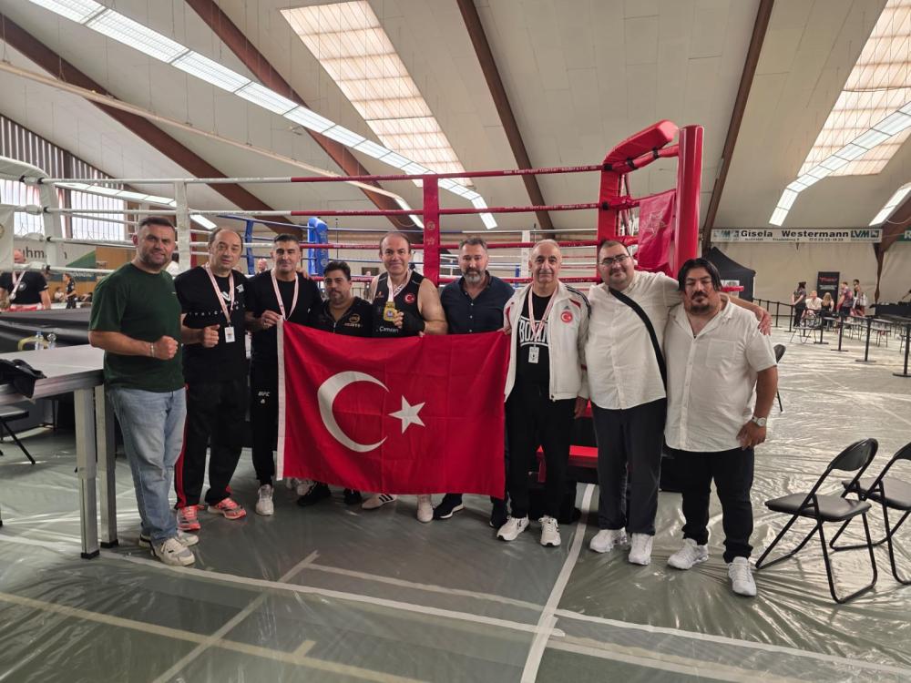 23 YIL SONRA MUHTEŞEM DÖNÜŞ: DÜNYA ŞAMPİYONU MUSTAFA GENÇ ALMANYA’DA DESTAN YAZDI!