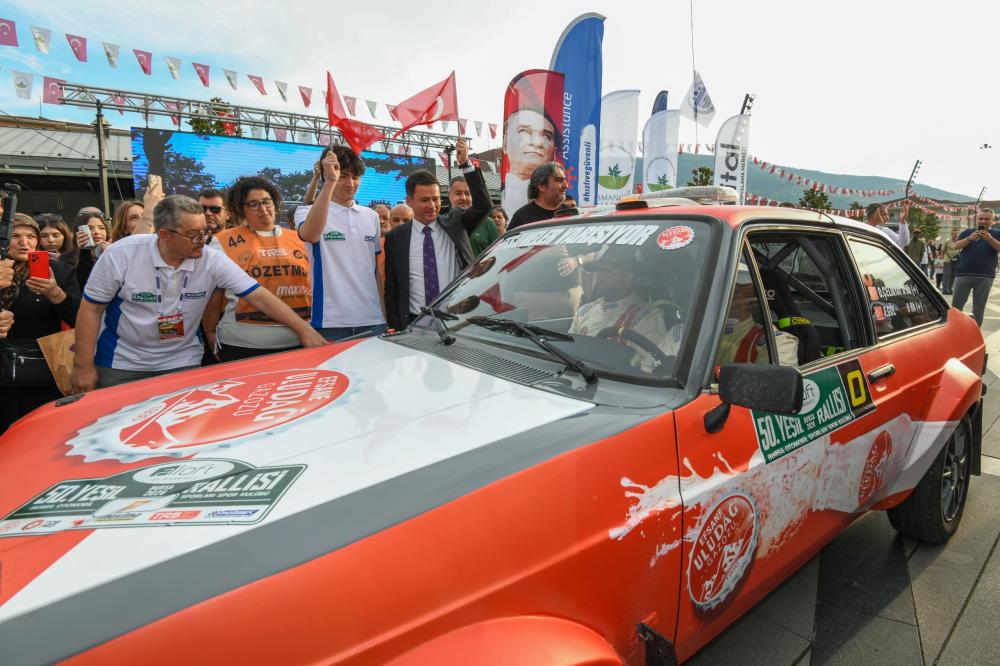50. YEŞİL BURSA RALLİSİ OSMANGAZİ’DEN START ALDI