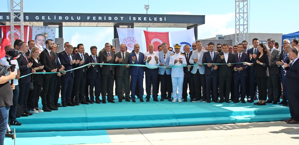 GESTAŞ GELİBOLU FERİBOT İSKELESİ’NİN AÇILIŞINI T.C. ULAŞTIRMA VE ALTYAPI BAKANI ABDULKADİR URALOĞLU YAPTI