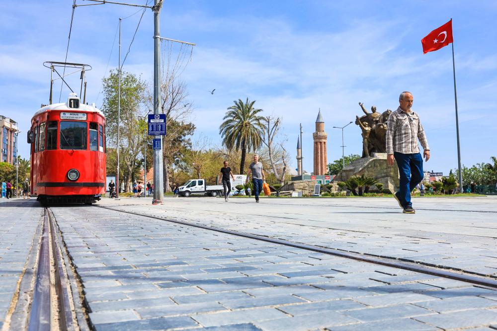 BÜYÜKŞEHİR’DEN LGS VE YKS ADAYLARINA ÜCRETSİZ ULAŞIM DESTEĞİ