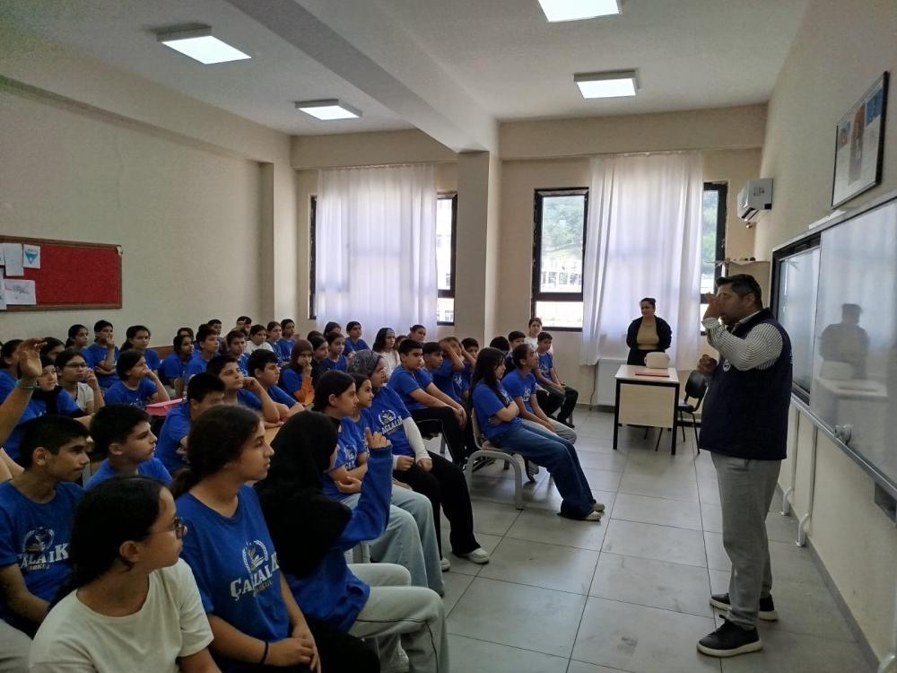 HBB, OKULLARDA BİLGİLENDİRME SEMİNERLERİNİ SÜRDÜRÜYOR
