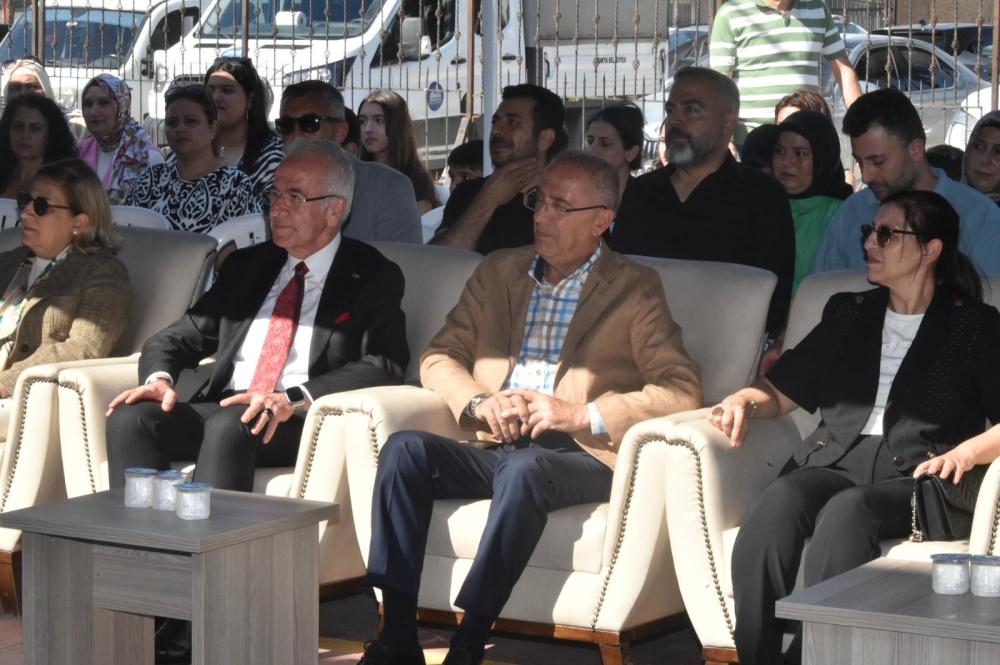 BAŞKAN YAPAR, HATAY EROL BİLECİK MESLEKİ VE TEKNİK ANADOLU LİSESİ  MEZUNİYET TÖRENİ’NE KATILDI