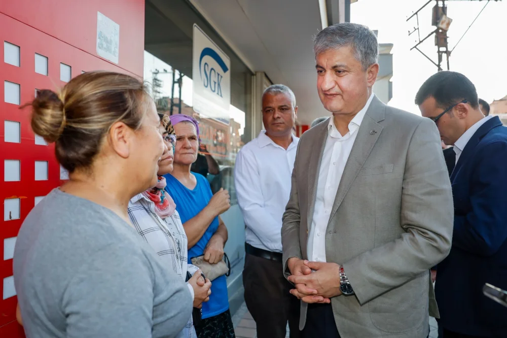 VALİ MUSTAFA YAVUZ'DAN SEYHAN İLÇESİNDE ESNAF ZİYARETİ 