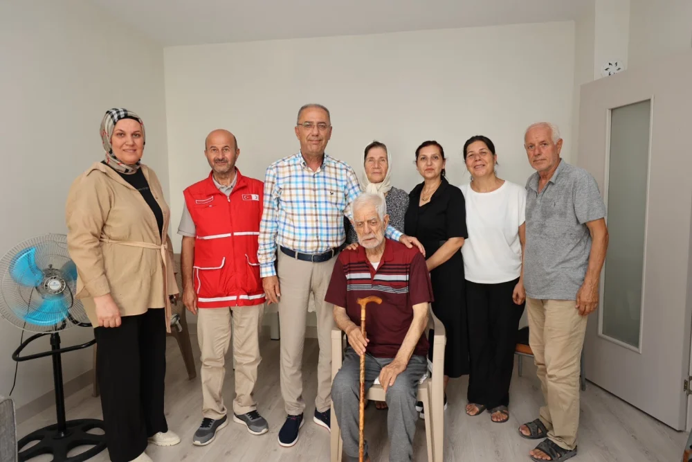 BAŞKAN YAPAR, AKEVLER MAHALLESİ SAKİNLERİNİ ZİYARET ETTİ