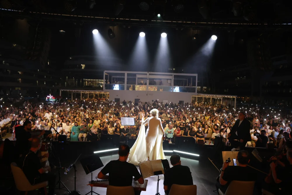 MUAZZEZ ERSOY'DAN ÜÇ FARKLI ŞEHİRDE KAPALI GİŞE KONSER!