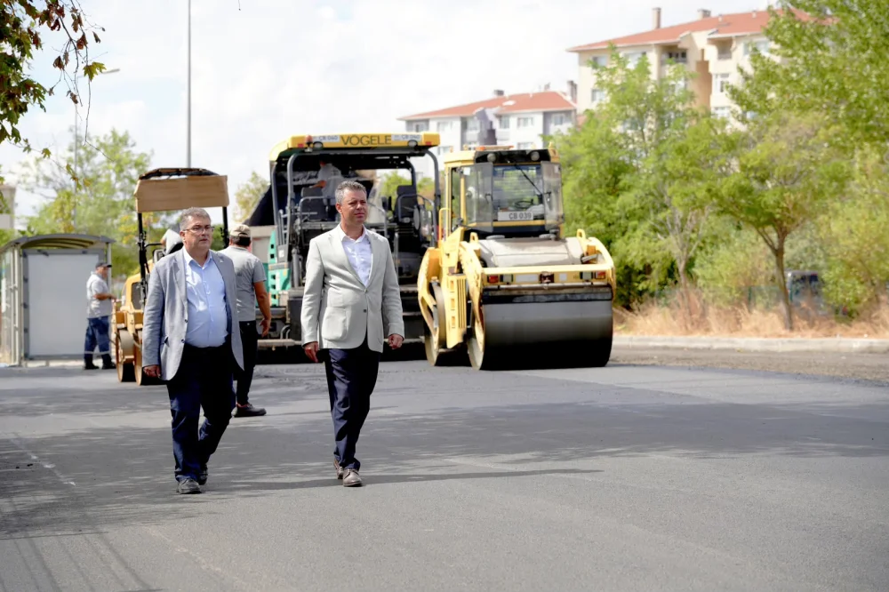 Başkan Sarıkurt'tan Yol Çalışmaları ve Esnaf Ziyareti