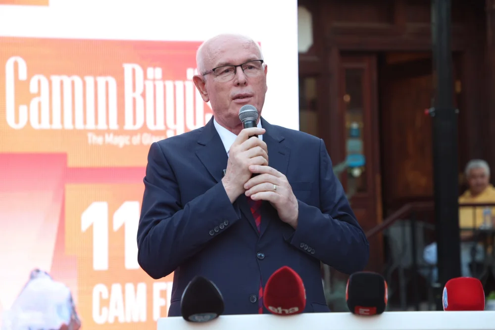 ODUNPAZARI’NDA SANATIN ATEŞİ YANDI: CAM VE SERAMİK FESTİVALLERİ BAŞLADI