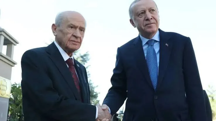 SON DAKİKA... "ALINAN KARARLARI DESTEKLİYORUZ"