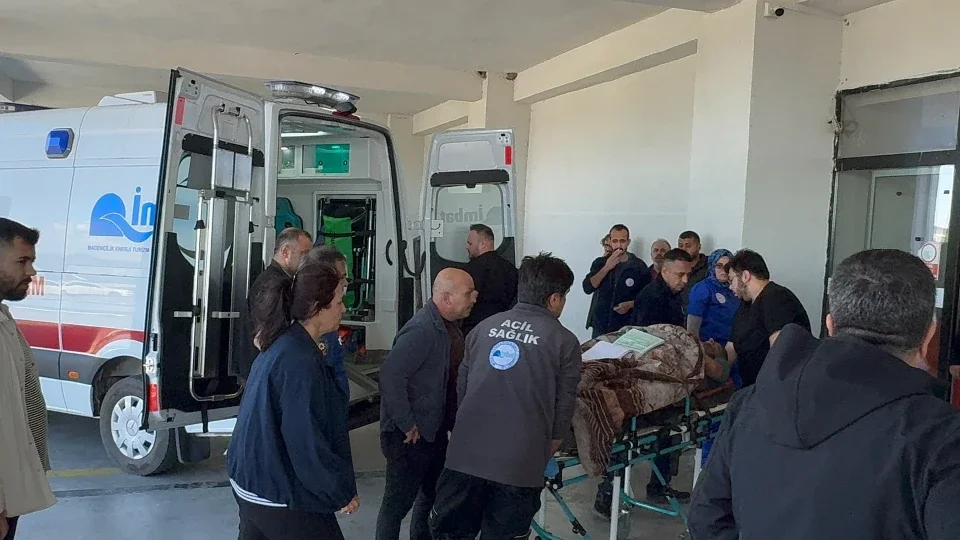 MADEN OCAĞINDA GÖÇÜK! 7 İŞÇİDEN 2'Sİ KURTARILDI