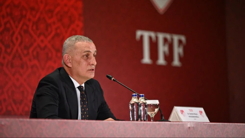 Hacıosmanoğlu; "30 yıllık pisliği üzerime yıkamazsınız"