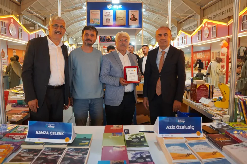 ADIYAMAN ÜNİVERSİTESİ REKTÖRÜ KÂHTA 2. KİTAP GÜNLERİ’Nİ ZİYARET ETTİ