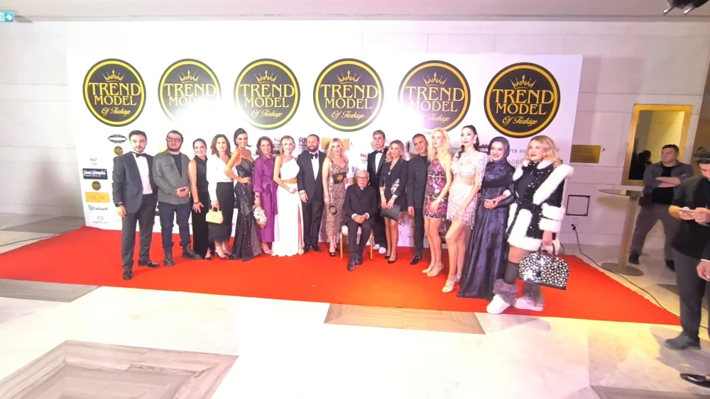 TREND MODEL OF TÜRKİYE FİNALİ'NDE, IŞILTI, ZARAFET, VİZYON VE DURUŞ SAHNE İLE BULUŞTU!